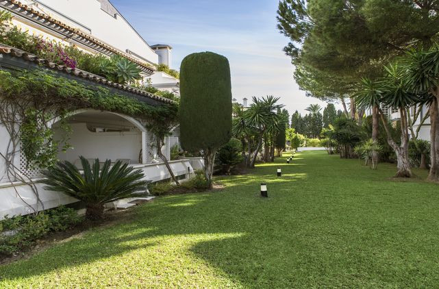 Apartamento Dominion Beach New Golden Mile Estepona-0003