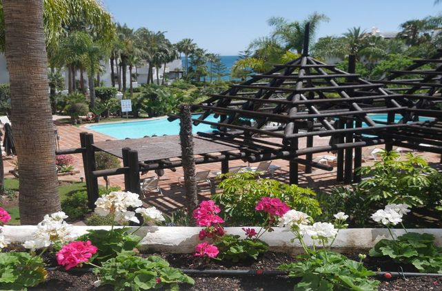 Apartment Beach Front Spacious Luxurious Jardin Japanese Garden Views Marina Puente Romano Marbella-0313