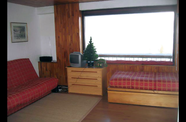 Apartment 1084