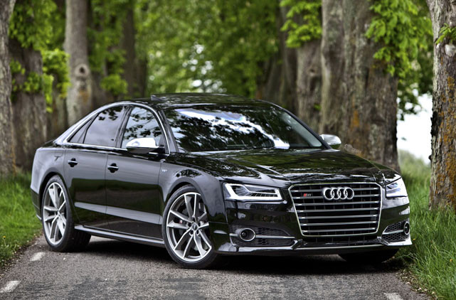 Audi S8 Plus