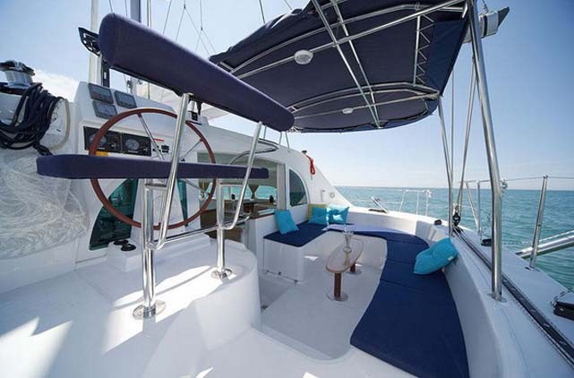 Catamaran Lagoon 380, Estepona