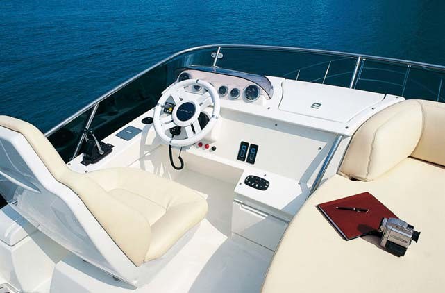 Yacht Azimut 43 Fly, Puerto Banus 