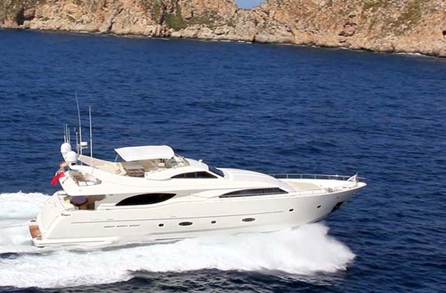 Yacht Ferretti 94, Puerto Banus