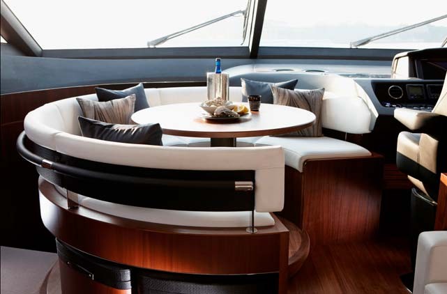 Yacht Princess V72, Puerto Banus