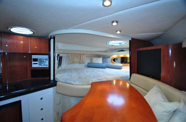 Yacht Monterey 322 CR, Puerto Banus