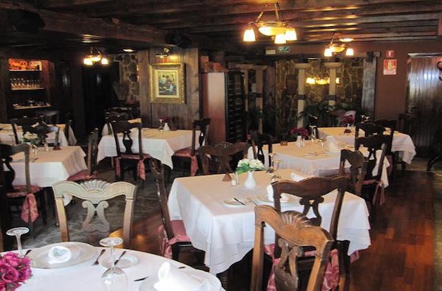 Restaurant Vila Do Grove, Nueva Andalucia