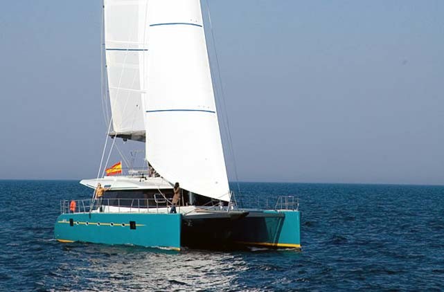 Luxury Catamarán Sunreef 62, Puerto Banús