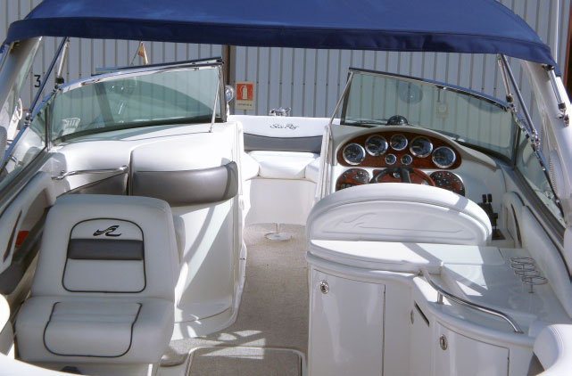 Yacht Rental SR 295